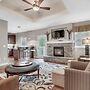 Birdie's Paradise 2 Bedroom Villa by RedAwning