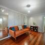 Corrin - Chic 1 Bedroom Apartment