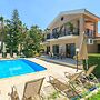 Villa Stefanos Large Private Pool Walk to Beach A C Wifi Eco-friendly 
