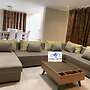 Executive 3 Bedroomed Fully Furnished Apartment for Rent in Salama Par