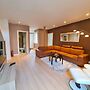 Spacious And Modern 3-bedroom Near Center, Free Parking