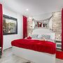 Awesome Home in Vantacici With Jacuzzi, Sauna and Wifi