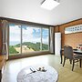 Yeosu Hwangto Pension