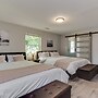 Stylish 3BR 3BA Colonial House by Cozysuites