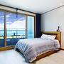 Tongyeong Cobalt Blue Pension