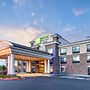 Holiday Inn Express & Suites Colorado Springs First & Main, an IHG Hot