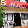8 Boutique By The Sea