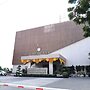 Marigold- Newly Renovated Hotel