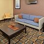 Holiday Inn Express Hotel & Suites Peekskill -Lower Hudson Valley, an 