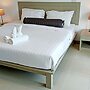 Ampha Place Hotel