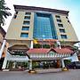 Mayura Residency