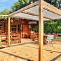 LE Petit Champigny