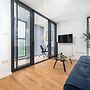 Modern Kingston Home Close to Hampton Court Palace by Underthedoormat