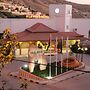 Silk Road Hotel