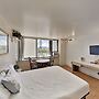 Hawaiian Monarch 801 Condo by RedAwning
