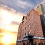 Alma Business Hotel
