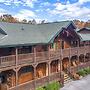 Family Ties Lodge by Jackson Mountain Rentals