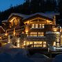 Alaska Lodge by Alpine resorts