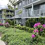 Gibsons Landing Inn