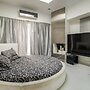 Villa BOND with Private Swimming Pool