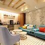 H Avenue Hotel