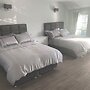 Modern 3-bed Apartment in Magherafelt Sleeps 8