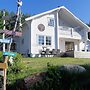 Stunning Sleeps 9 Lakeview Loghome, Spa & Yoga