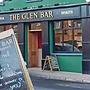 Central 2 Bed Apartment Above Great Derry Pub