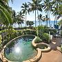 Beachfront Bliss 3-bedroom Apartment with Sea View 4