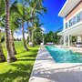 Luxury Villa Waterfall - Pool & BBQ