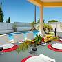 Duma in Albufeira With 4 Bedrooms and 4 Bathrooms