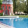 Palagio 13 in Chianti With Shared Pool