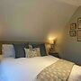 Stylish Getaway in the Heart of the Pewsey Vale