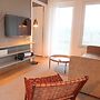 Luxury Business 2 Rooms Apartment up to 3 People By City Living
