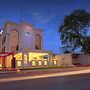 Wingston A TreeHouse Hotel Barsana