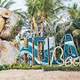 Hola Beach-Beach Club & Eco Glamping Resort