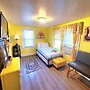 Room in Guest Room - Yellow Rm Dover- Del State, Bayhealth- Dov Base