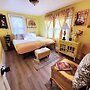 Room-yellow Rm Dover- Del State, Bayheal