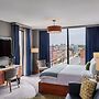 Lockwood Hotel