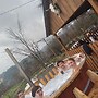 Jacuzzi Hottube Retreat for 4 or 6 People in Mountain Paradise