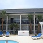 527 Sunsuite