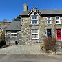 7 Castle Terrace