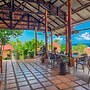Bounty Resort