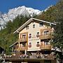 Hotel La Vallee Blanche