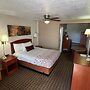 Esquire Inn