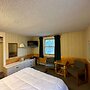 Maple Leaf Inn - Lake Placid