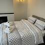 Impeccable 2-bed Apartment in Eastbourne