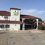 Kiwi Inn Willowbrook State Highway 249 Beltway 8