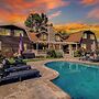 Chateau Syrah by Avantstay Picturesque Estate w/ Pool, Hot Tub, Pool T