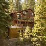 Redwood by Avantstay Secluded Cabin w/ Views & Spa 5mins to Northstar!